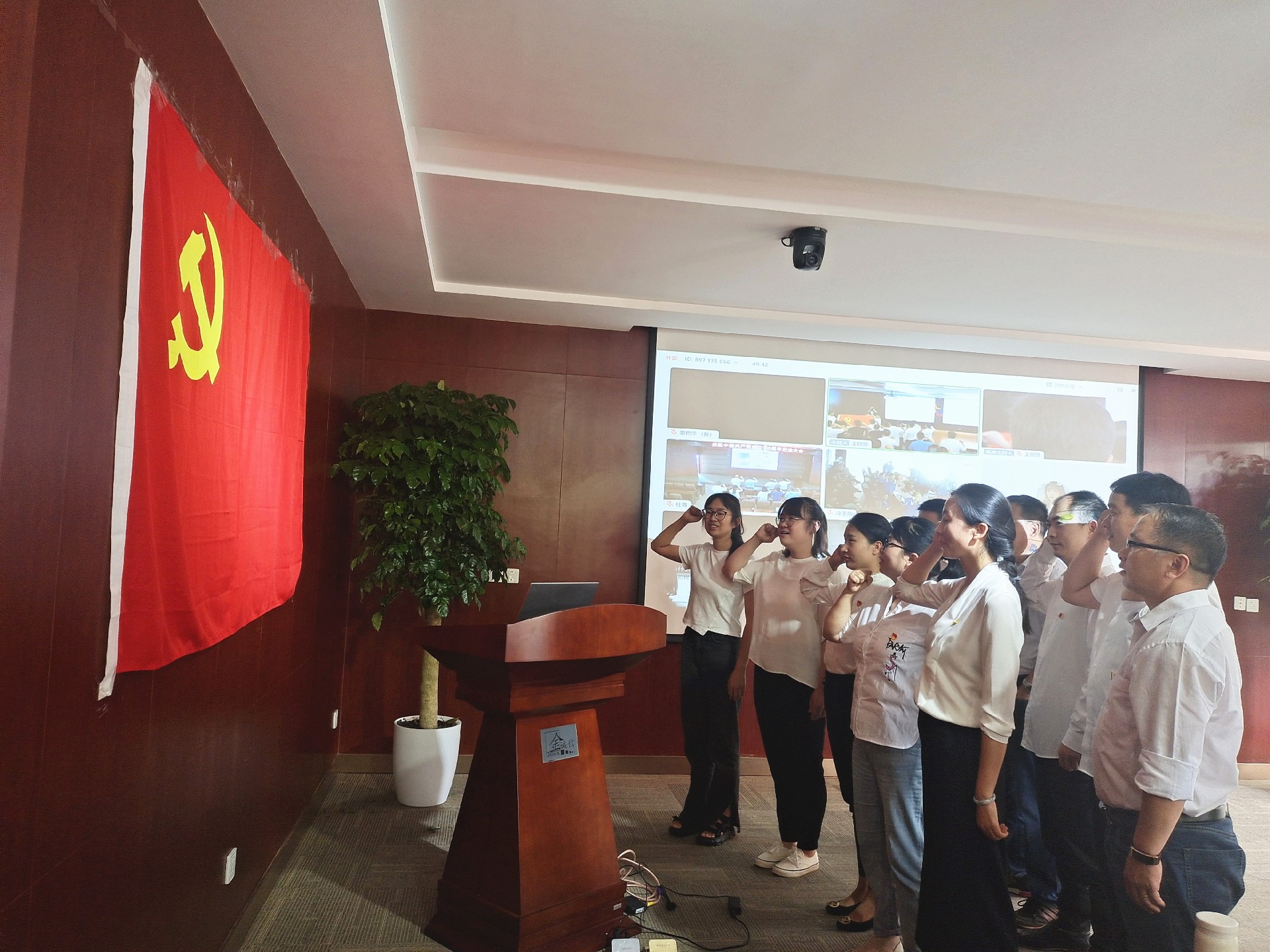 微信图片_20210701135619_副本.jpg